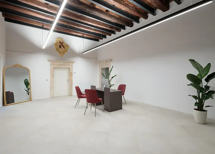 Palazzo Simonetti 4*