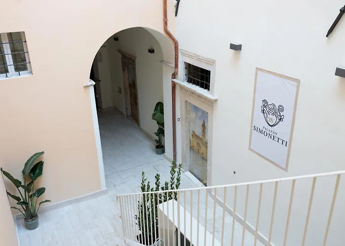 Palazzo Simonetti Bed & Breakfast 4*